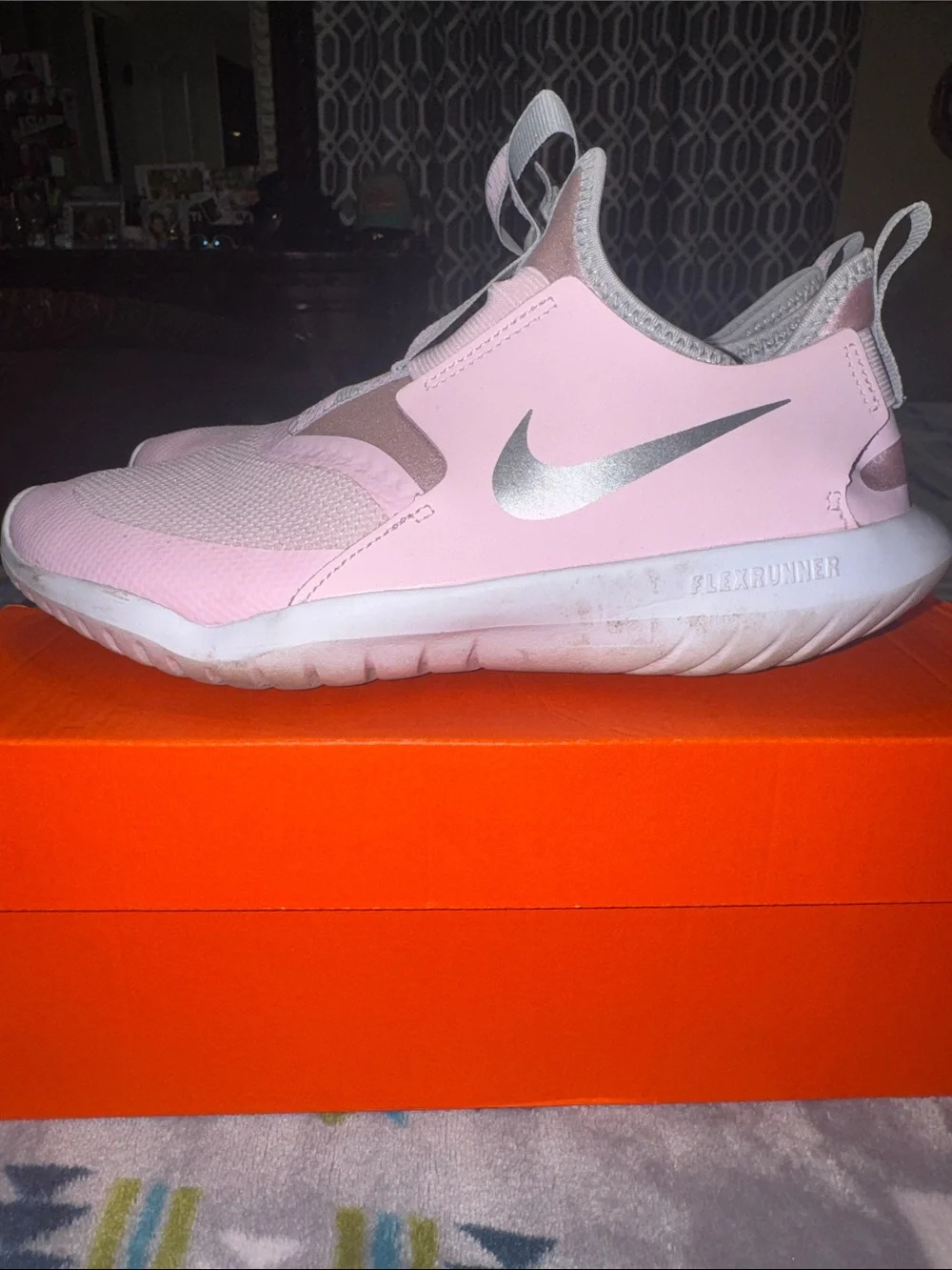 Nike youth pink